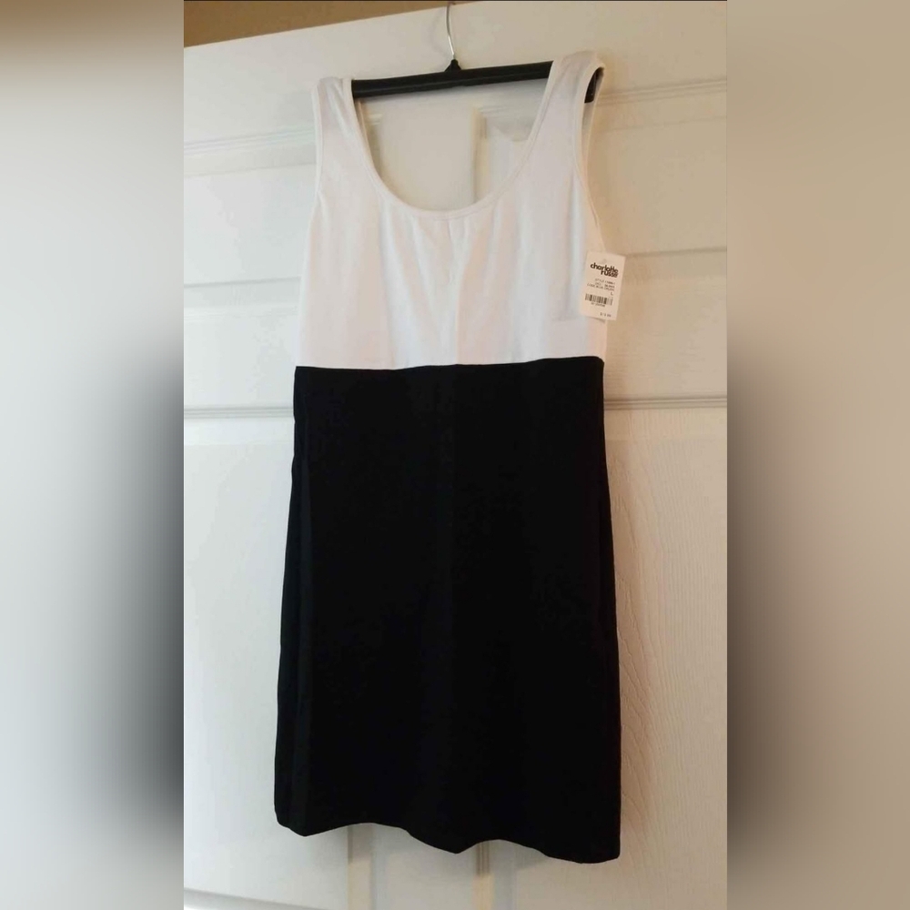 Charlotte Russe Monochrome Sleeveless Dress